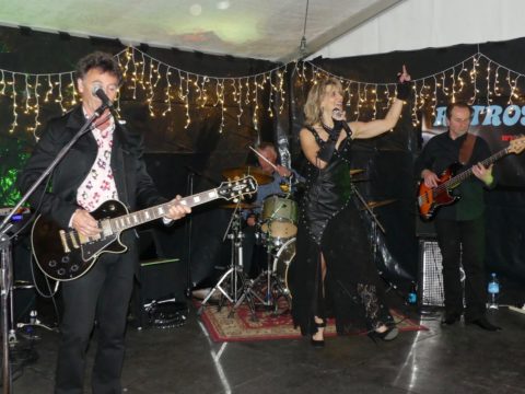 Christchurch covers band Retrosonic